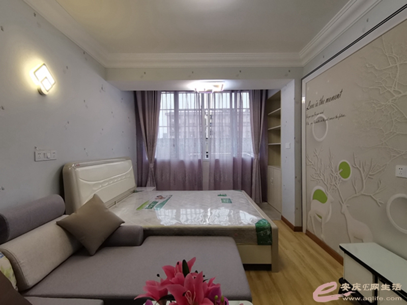 e314516b-c333-4fd7-9654-3d43ec39aec3_0.jpg