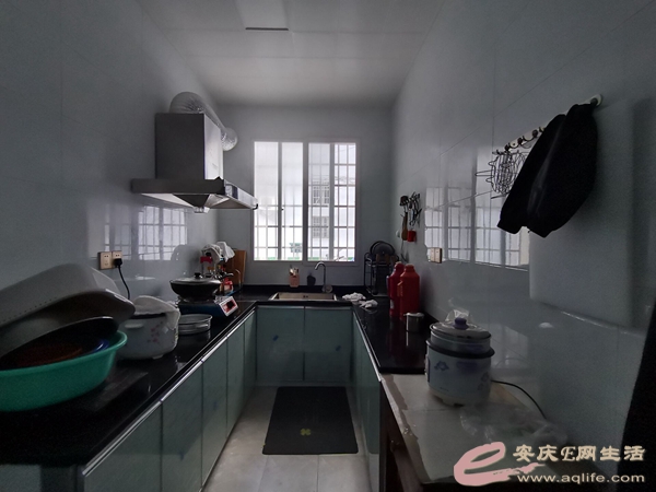 f51dda02-5d02-4fab-84c6-416c0b3993dd_0.jpg