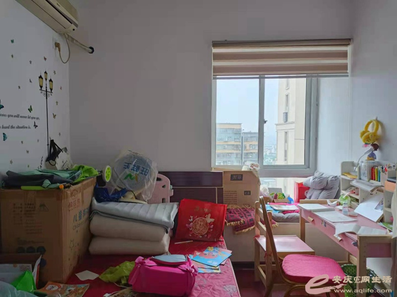 8cf0c5fb-cfeb-402e-aeb2-8a1e0dc09f41_0.jpg