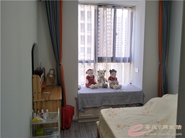 15c772aa-b8a1-49fa-9a55-dd140ed5ed74_0.jpg