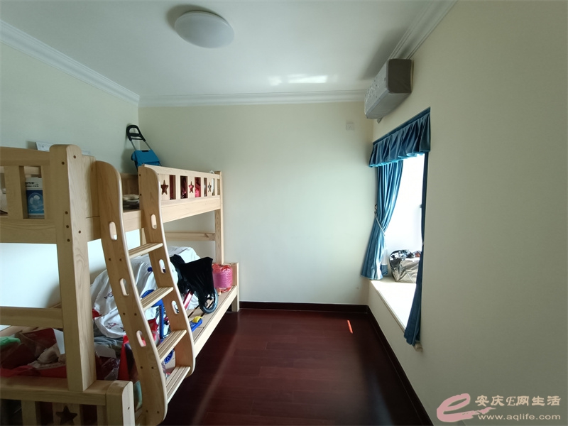 5c4cf1ac-6201-4272-9e9a-ab805af823d8_0.jpg
