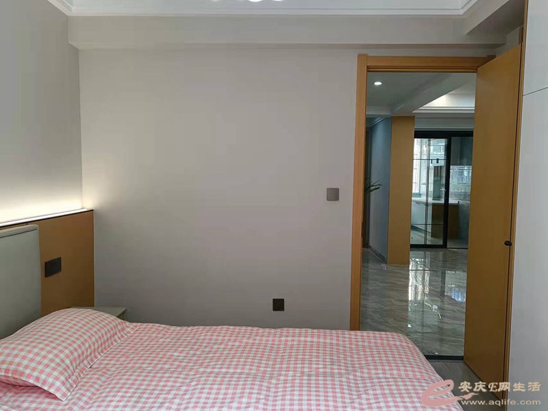 a4070ebd-bd1d-457b-b04b-6fc8422db02d_0.jpg