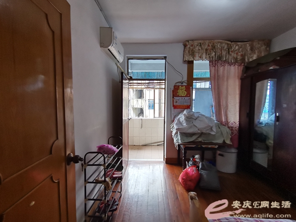 30d1df84-0f1f-4757-a0c0-4a4cbd108e89_0.jpg