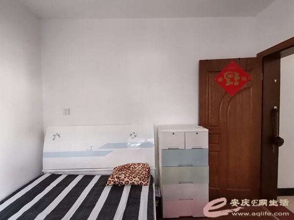 ea4584a5-db81-4630-86da-2c1ca4aa307b_0.jpg