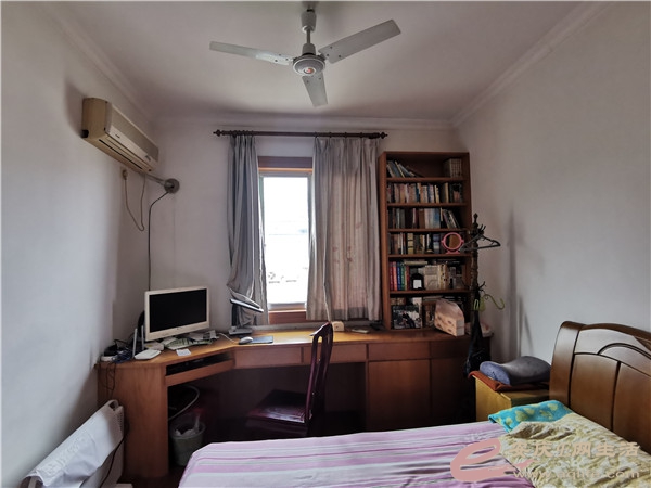 352ab4fc-74fe-4f22-b41e-689dbcf57ba5_0.jpg