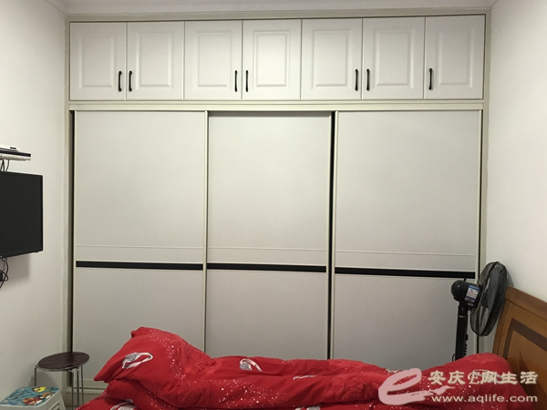 ceb1f271-ecfb-441e-a56b-52b0f7a66e2f_0.jpg