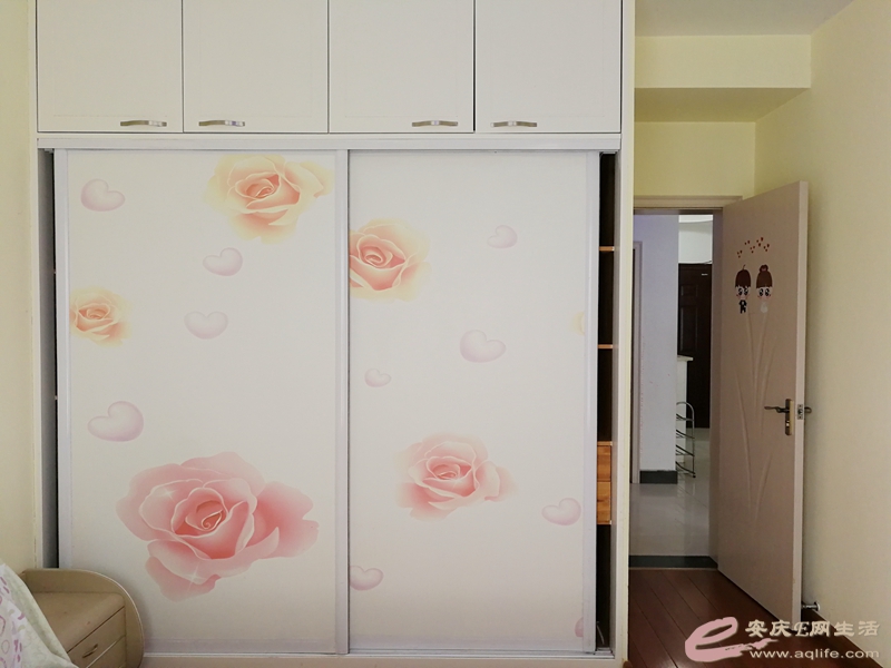 ad4d8b88-70b3-48b3-ac05-0172eadd5438_0.jpg