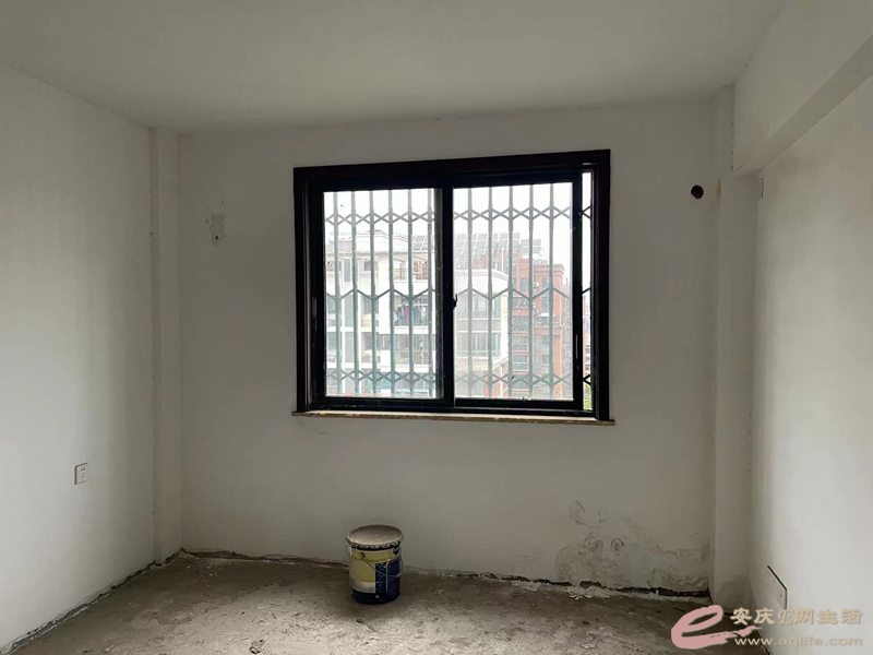 d2c970e8-8bfb-4dac-bfe0-53801fb9babb_0.jpg
