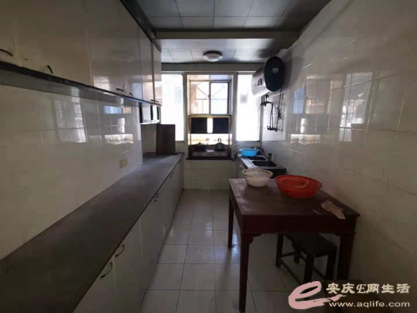 1031379e-22fb-4d5f-b470-c2ff0e8b69a8_0.jpg