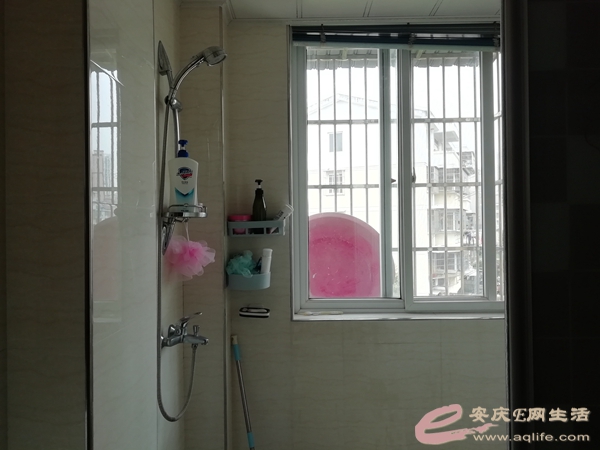 53f44ebf-8e42-4510-a07f-ba74f1490ecb_0.jpg