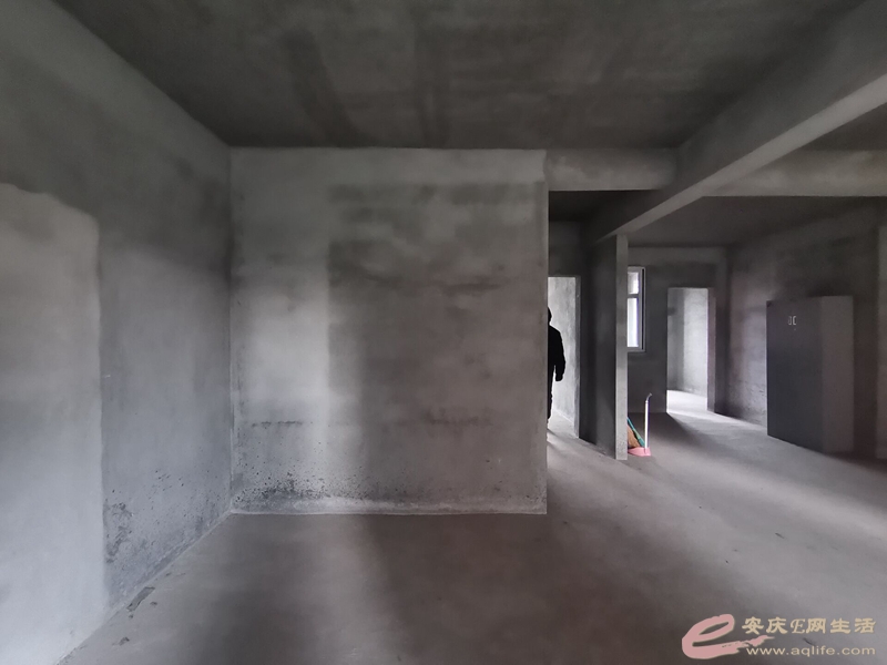 43a3fd9e-c4d4-417f-8cab-71a2f34ea8f8_0.jpg