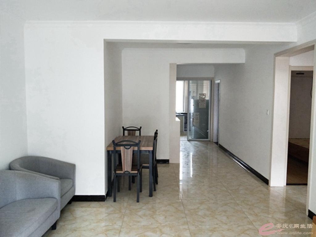 a06e782f-4cea-41ef-ad44-767b259879ec_0.jpg