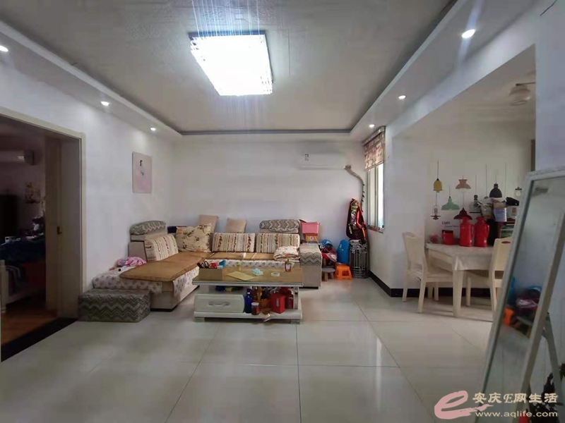 26d1ac3a-94c5-4a28-981e-680dd08058e6_0.jpg