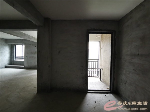 2c09ee6f-c329-4bd6-8421-ddd1b341276d_0.jpg