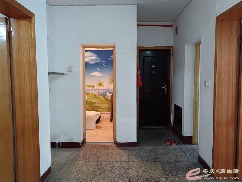 e245d514-0c23-420a-81a8-d48927f8a73a_0.jpg