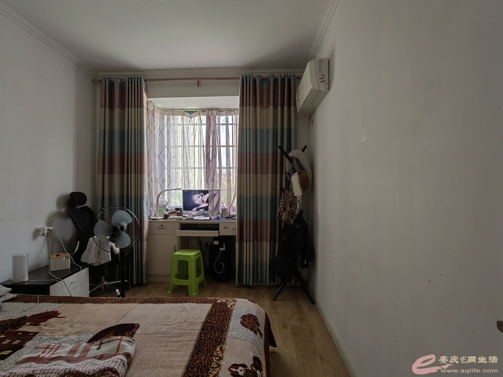 267fee2d-b6d8-4e5a-81b0-4c41cb059676_0.jpg