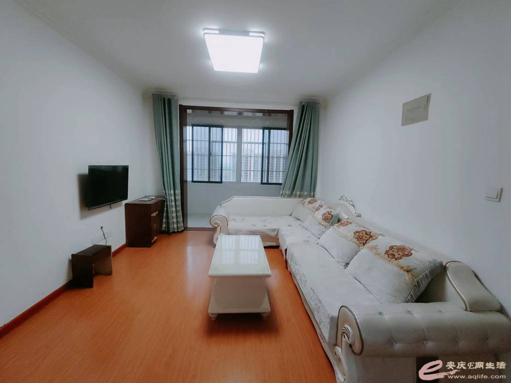 c51e3863-3dbe-4b55-9479-2ff3145c701f_0.jpg