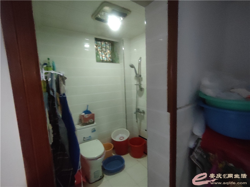 463a51ab-6e7d-458b-91a8-2db2ff02ed51_0.jpg