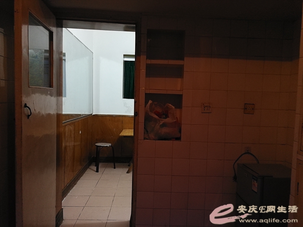 d1e820da-798e-45e9-b213-5453d700bc28_0.jpg