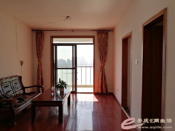 85bed5a6-7a0a-4ff1-94fb-a279f217b94f_0.jpg