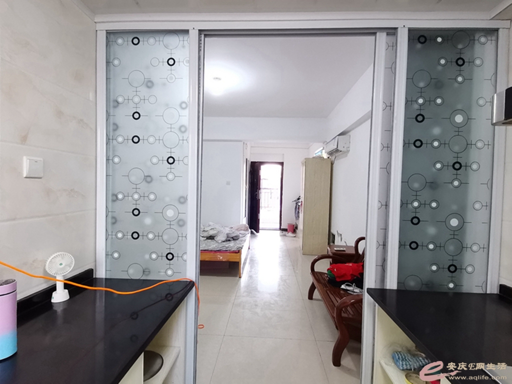 c7d0705c-8f21-4ed4-8bd5-c61e43c279b6_0.jpg