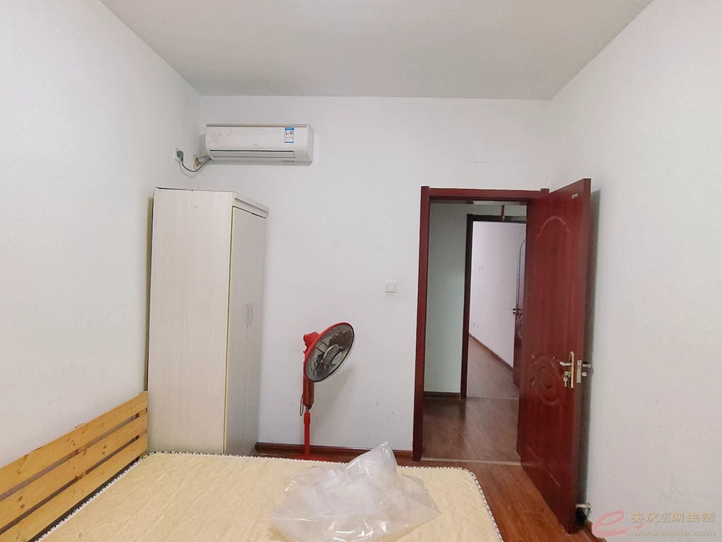 9d987c38-e437-4edb-baaa-21d41aefcb80_0.jpg