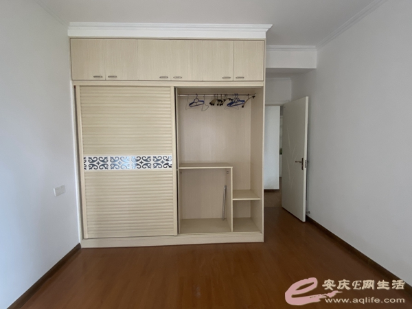 bbab3a62-dcb8-4be9-a91b-419e8fd9f445_0.jpg