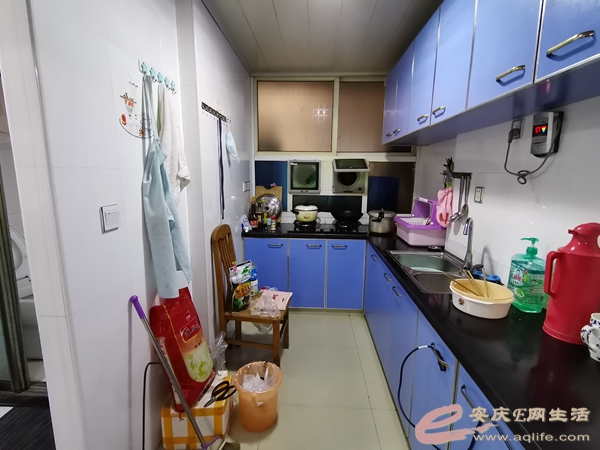 dd62feb4-4b80-48fa-9edd-dcdec1dcb1a8_0.jpg