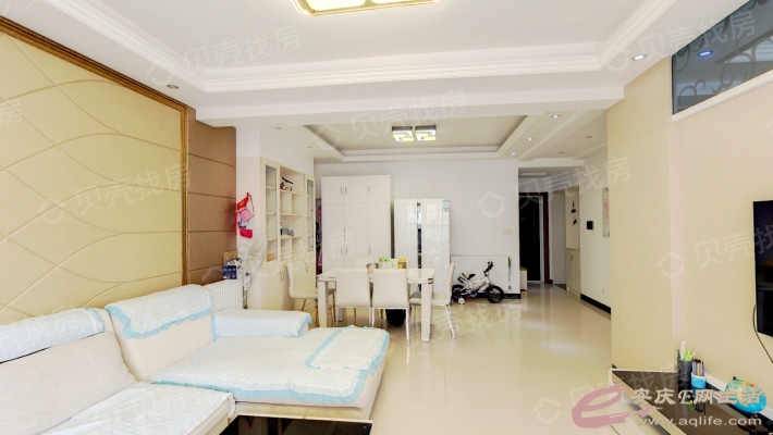 pc1_5E5MjCmCP_1.jpg