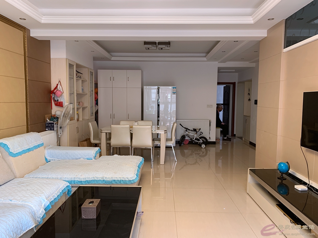 7435cf3a-36d3-4daa-8100-ee2c26c44d5e_0.jpg