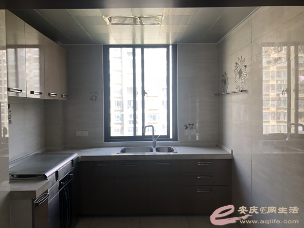ce6585ad-cc7a-427f-ac72-cbb45686e656_0.jpg