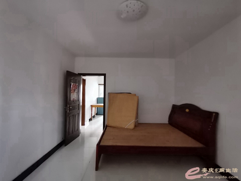 cb2efc19-22b1-4506-9212-67f6bb87574c_0.jpg