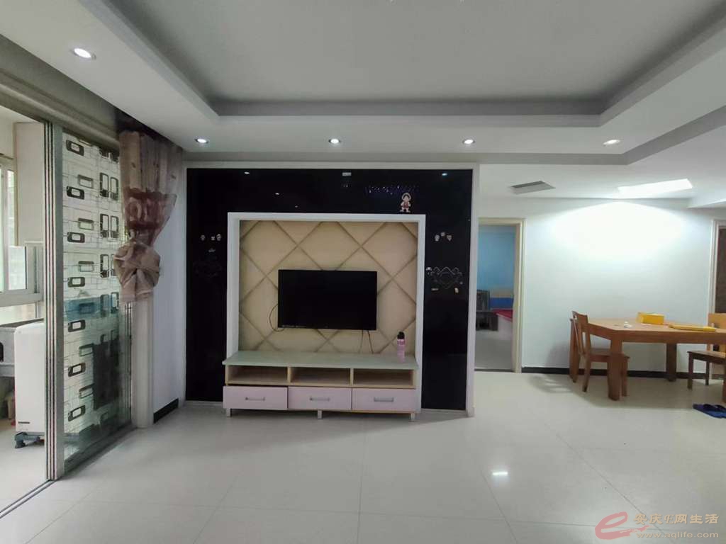 a06d9598-b922-4dae-b4e9-29e436b67833_0.jpg