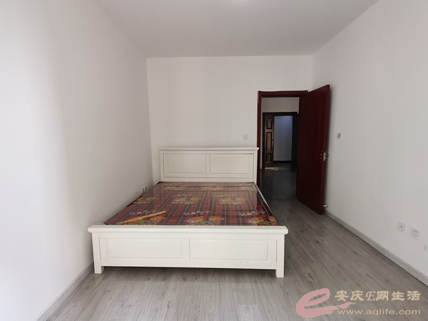 2e30baf6-68c2-4efe-818f-bb93771adb65_0.jpg