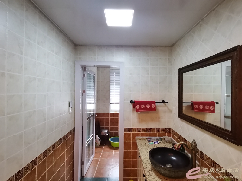 46db0b07-f4e5-46bc-8f0f-5236ca5fd6fd_0.jpg