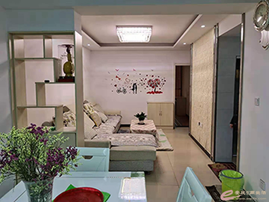 6c96c49c-aeec-468f-b087-86fe3daf8511_0.jpg
