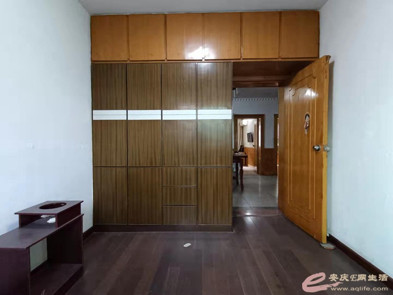 9d34d3bb-c392-4e9c-9aa0-3df797701d03_0.jpg