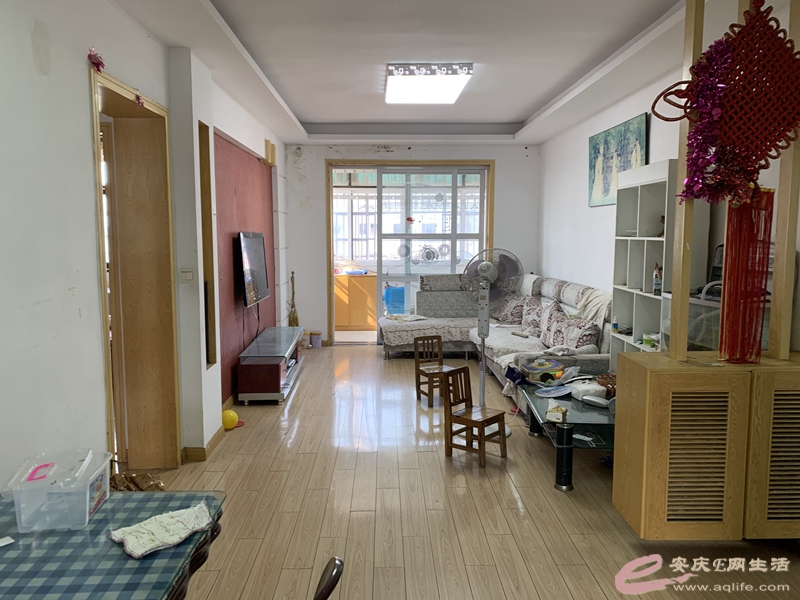 396f4886-0ebd-43e7-8c7a-0f389a111db1_0.jpg
