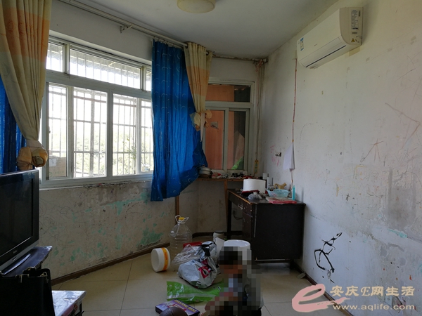 8f901cbe-50f1-4459-9fdc-0dfcbbfbced8_0.jpg