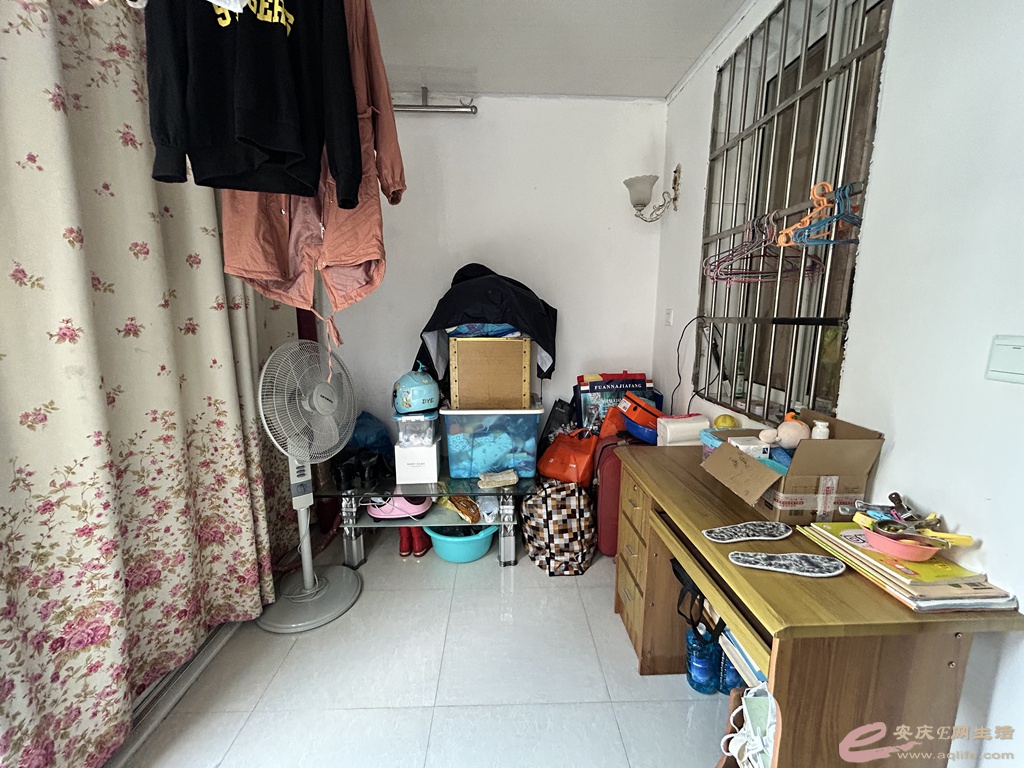7e0917f8-2dbf-4196-be0a-d74bb1ffbb19_0.jpg