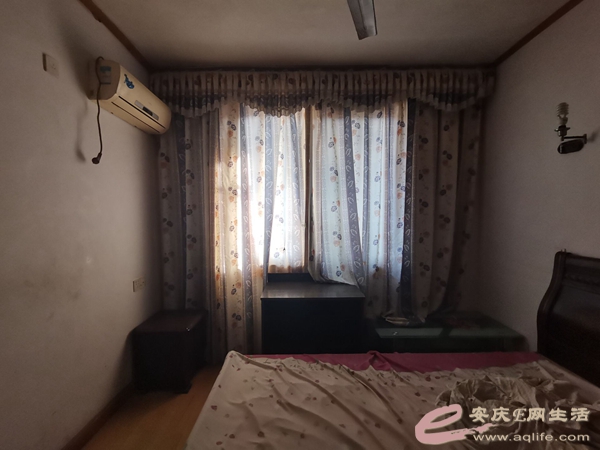 a5b18b04-feda-4bb9-9de0-5ef230533d7a_0.jpg