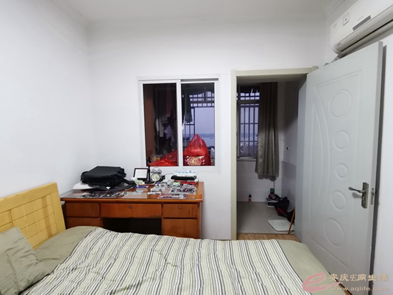 23dd313b-d4f0-4fe9-b9b1-a3d98bc9b736_0.jpg