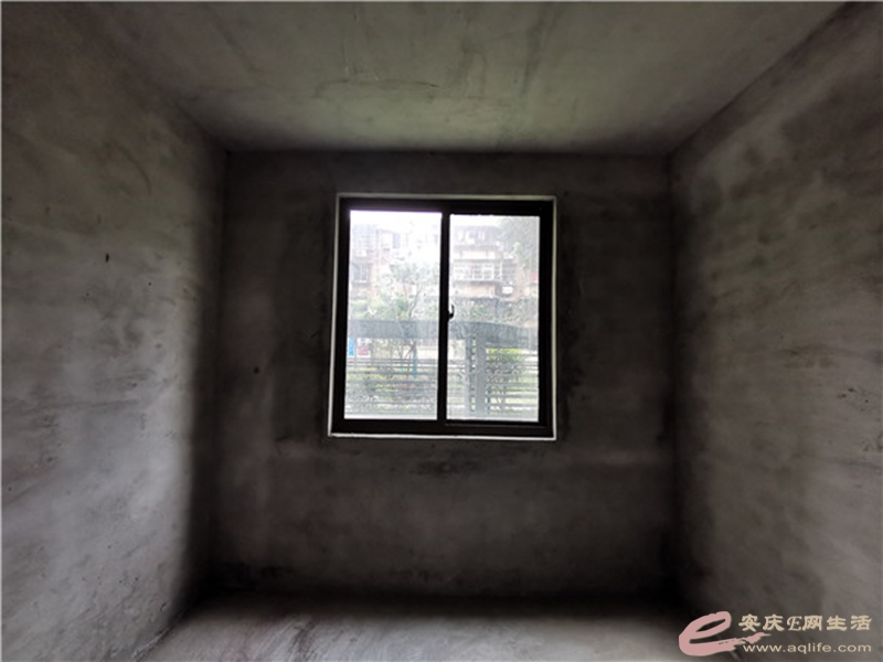 1f722680-fe11-42bd-9b06-aa4025730729_0.jpg
