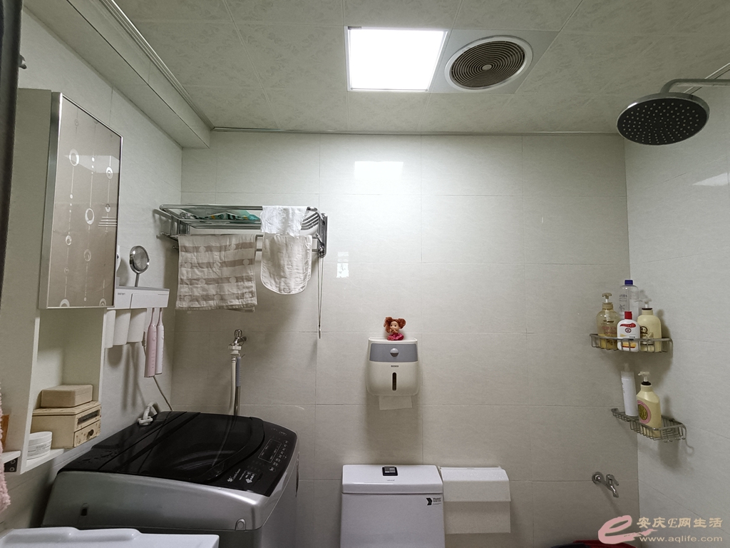 e9fefc9c-ca2d-4455-915d-34408f974759_0.jpg