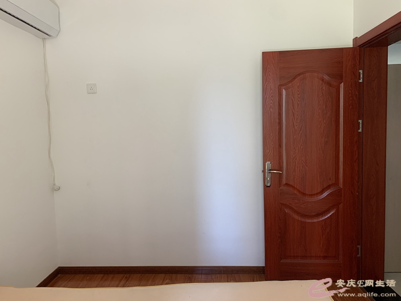 8f3205f8-0ce0-4c97-be8a-5c7924c796f0_0.jpg