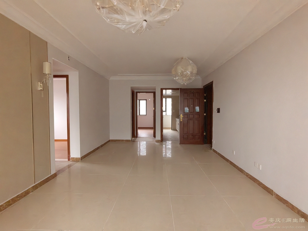 2012e890-1e68-43ac-acac-b3c2c72a719c_0.jpg