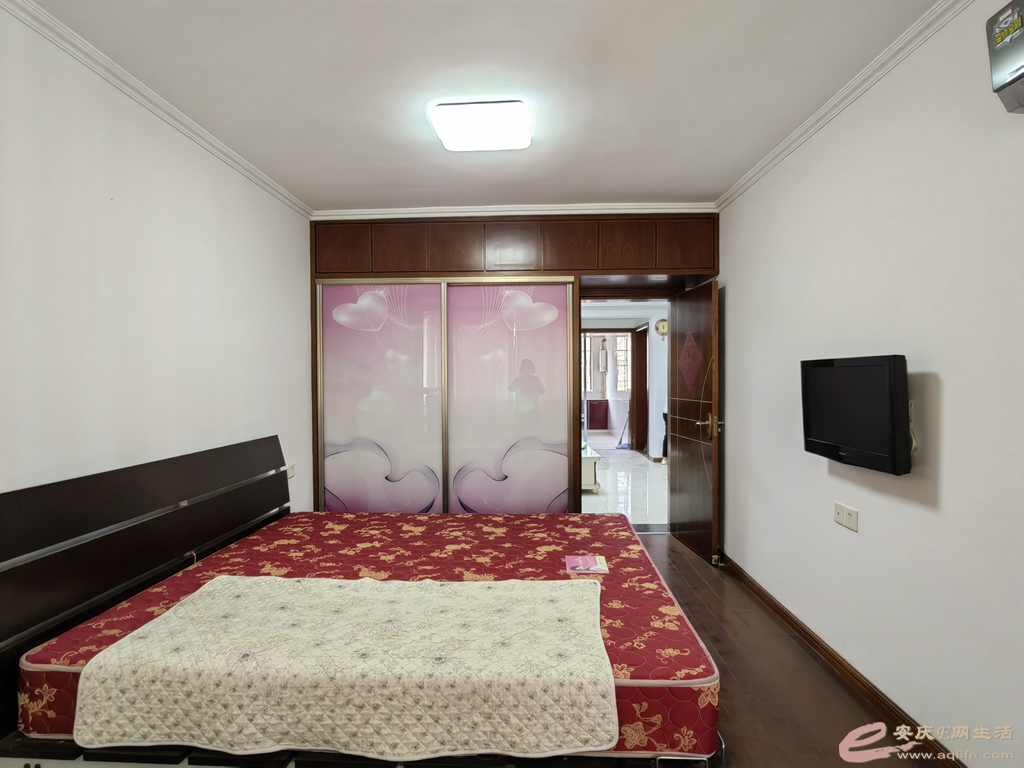 9e383d32-680d-4b66-a5ee-759ca8dbcc95_0.jpg