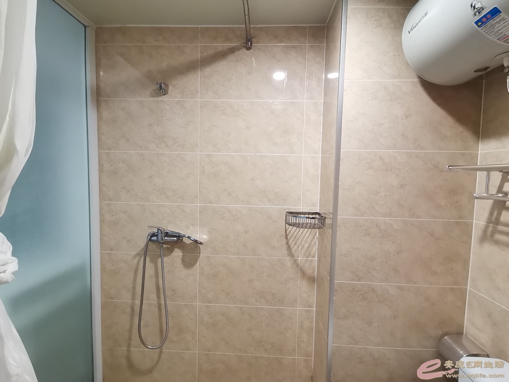 090742gv850gxpv4zdf2ad.jpg