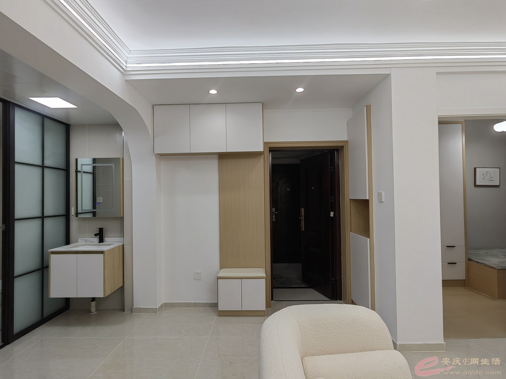 e0192546-30bd-4df7-acfd-31101cc4c58d_0.jpg
