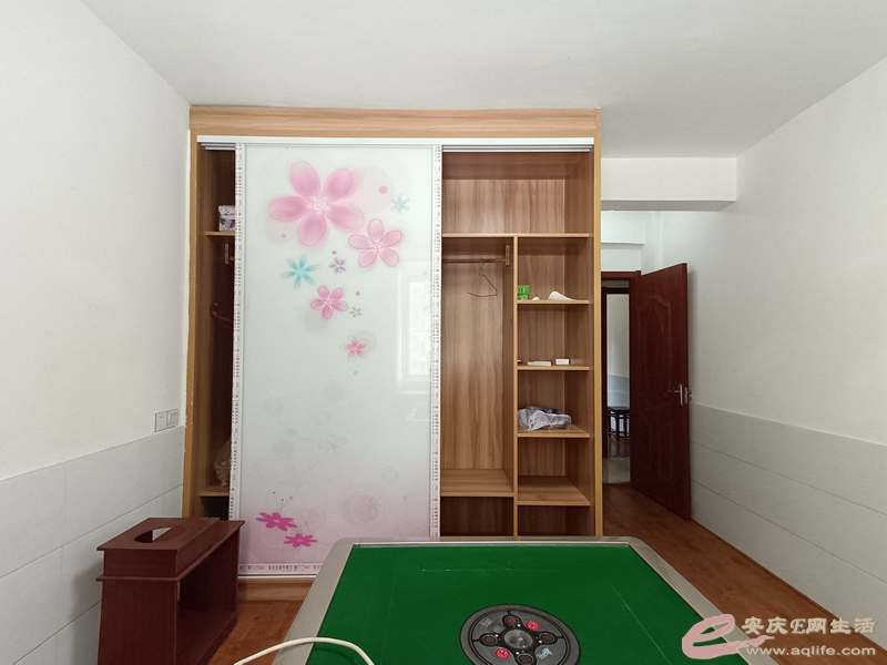 184058a324jtstam0g4aj0.jpg